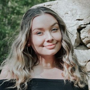 Meet your Posher, Isabella